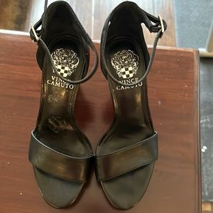 Vince Camuto black stiletto sandal size 51/2